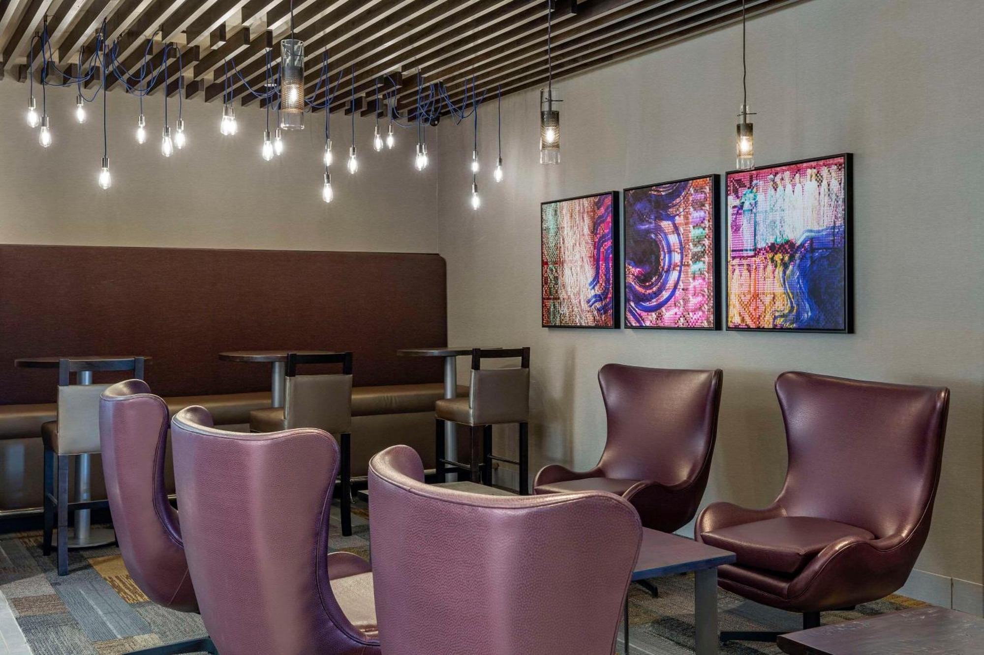 Cambria Hotel Manchester South Windsor Buitenkant foto
